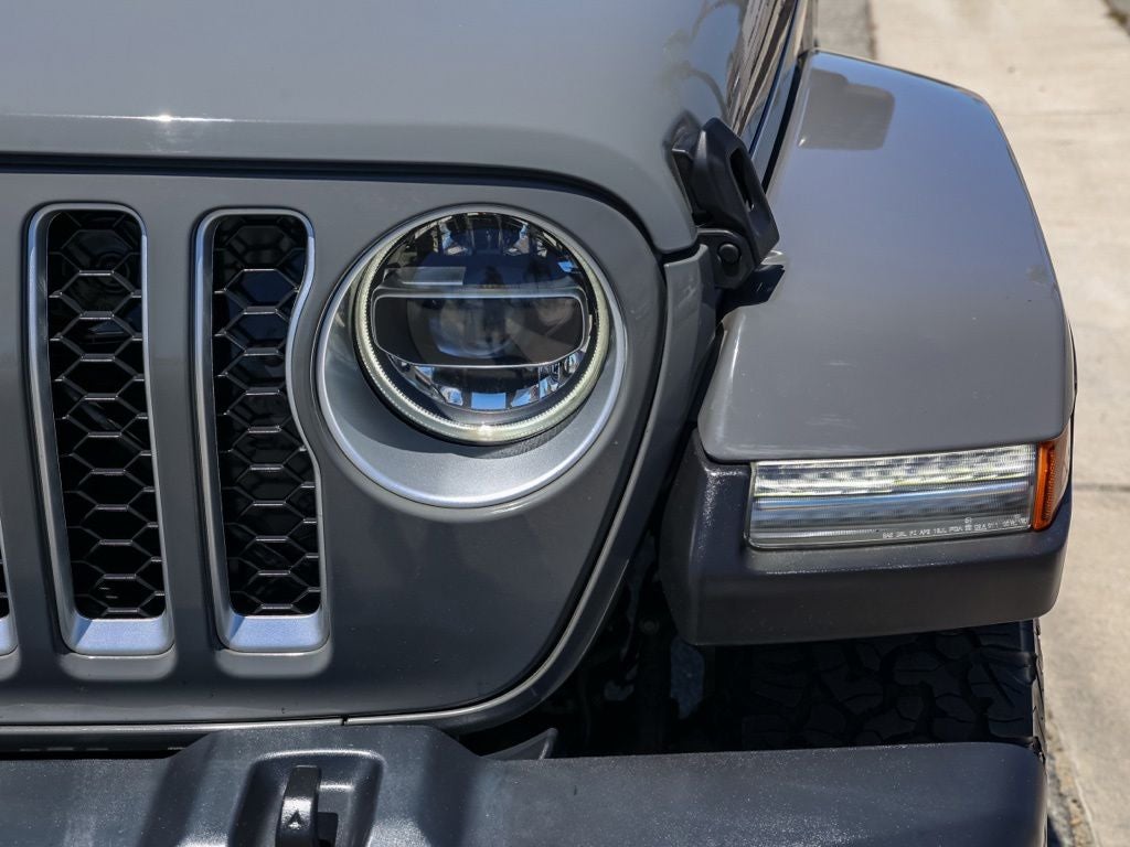 2022 Jeep Gladiator Overland