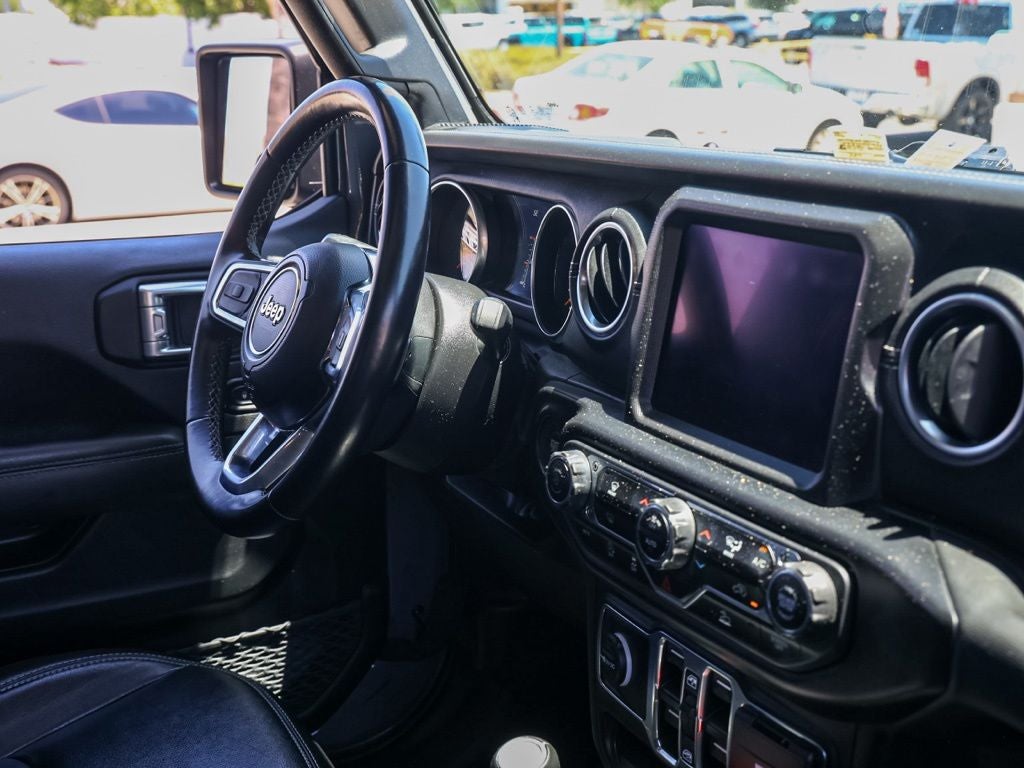 2022 Jeep Gladiator Overland