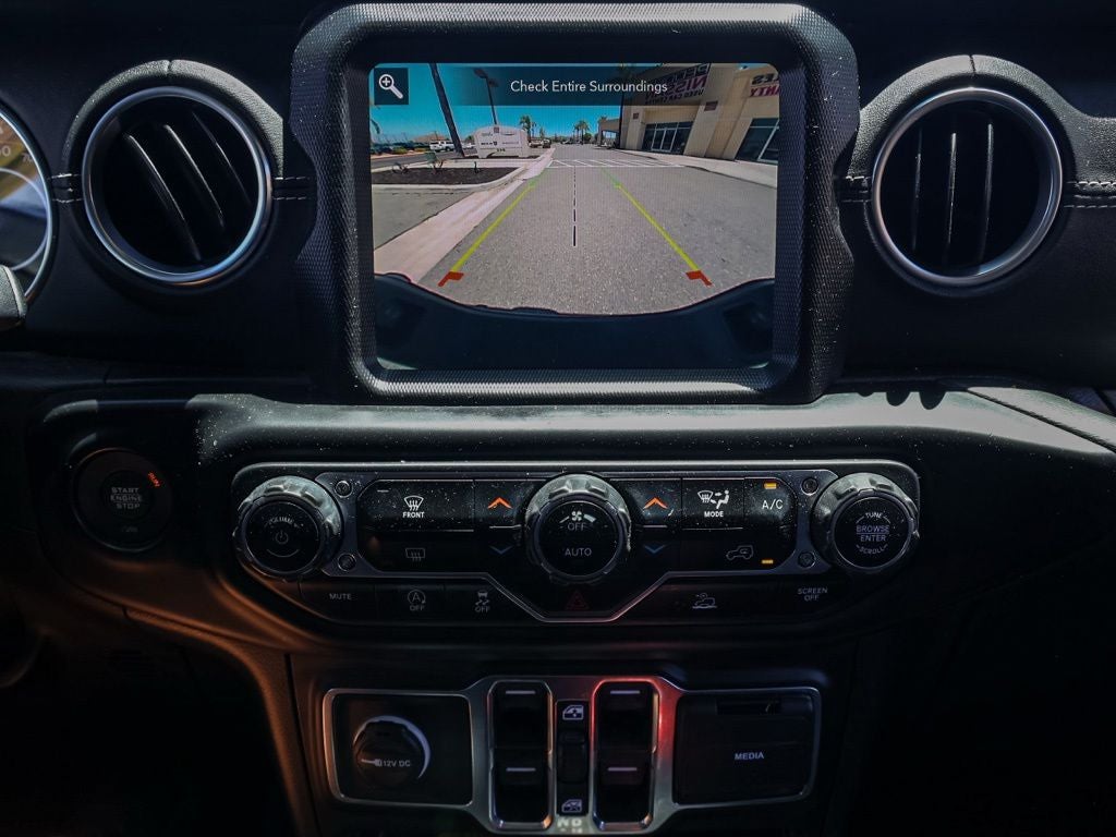 2022 Jeep Gladiator Overland