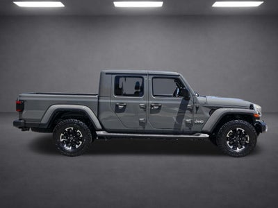 2022 Jeep Gladiator Overland