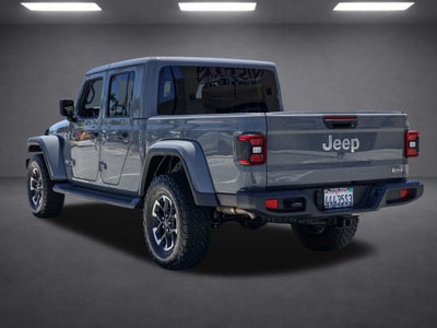 2022 Jeep Gladiator Overland