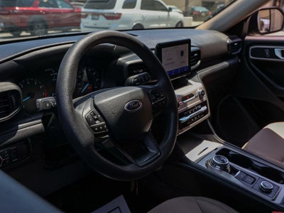 2022 Ford Explorer Base