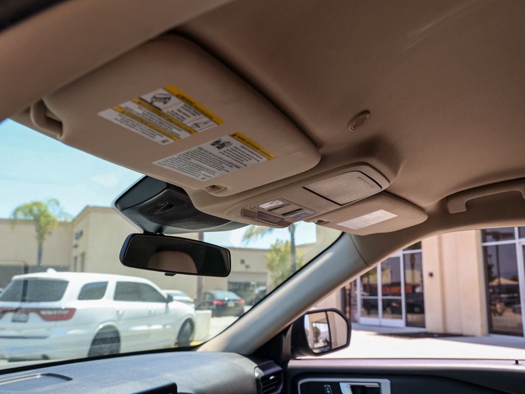 2022 Ford Explorer Base