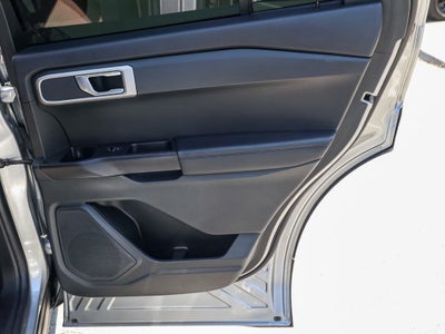 2022 Ford Explorer Base