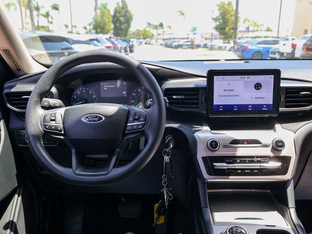 2022 Ford Explorer Base