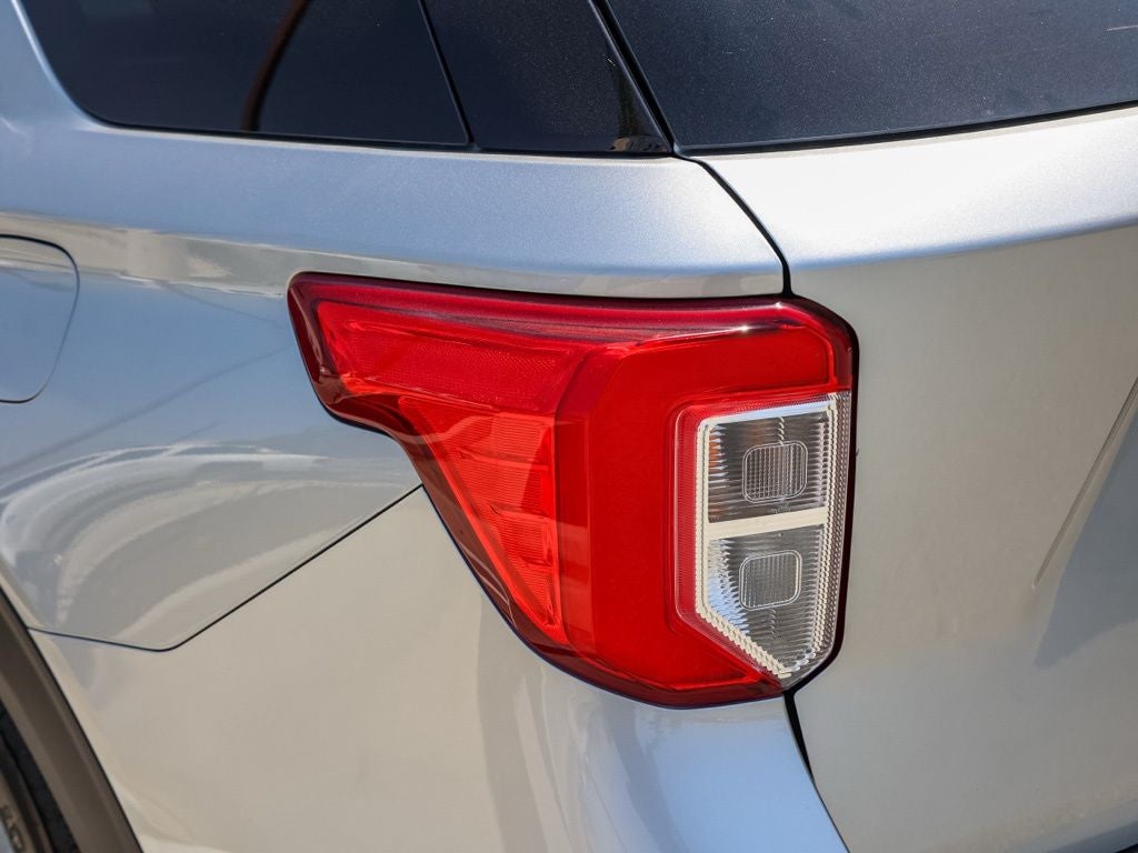 2022 Ford Explorer Base