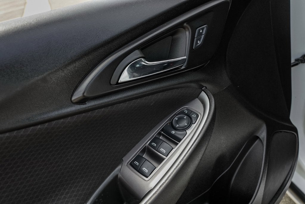 2025 Chevrolet Malibu RS