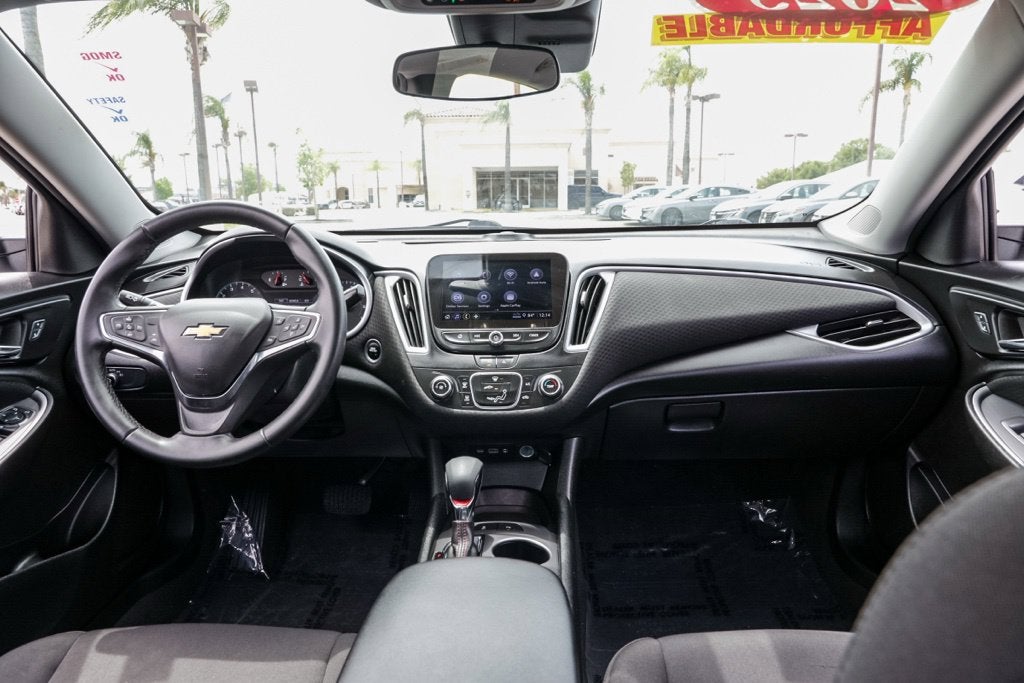 2025 Chevrolet Malibu RS