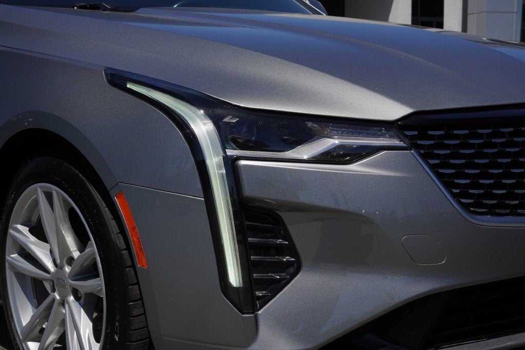 2023 Cadillac CT4 Luxury