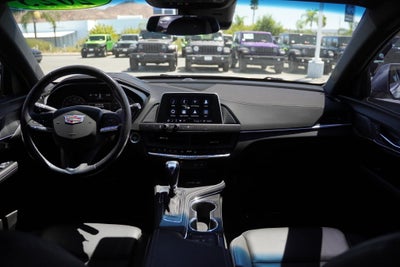 2023 Cadillac CT4 Luxury