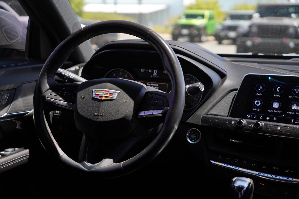 2023 Cadillac CT4 Luxury