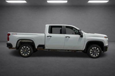2022 Chevrolet Silverado 2500HD Custom