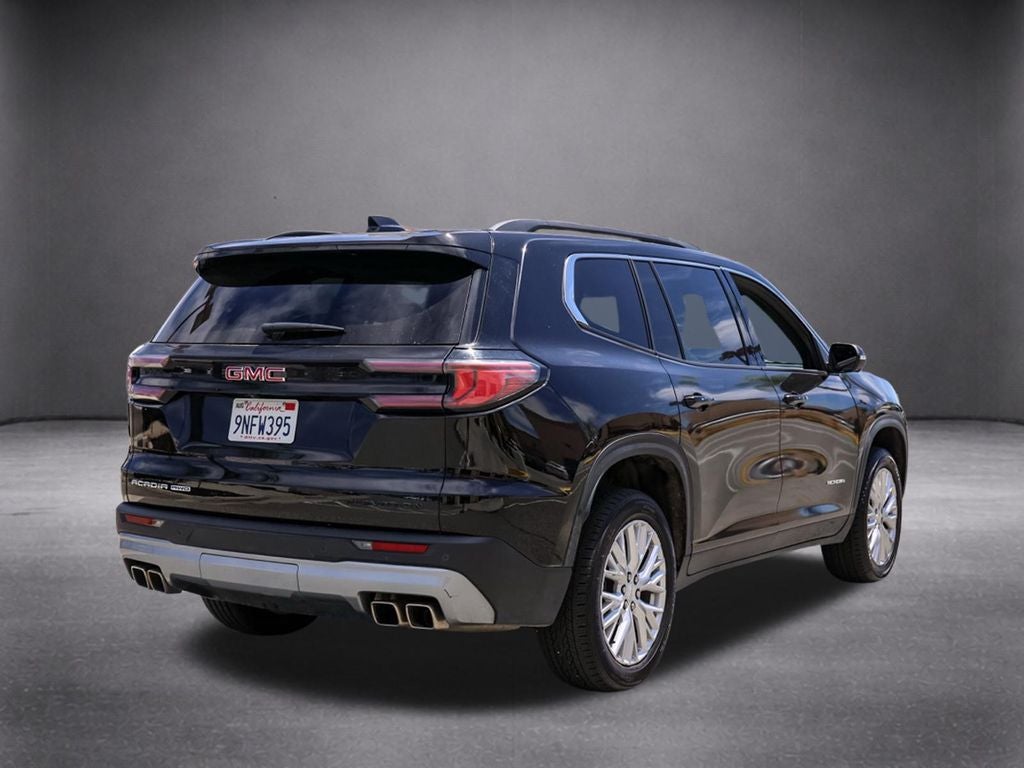 2024 GMC Acadia Elevation