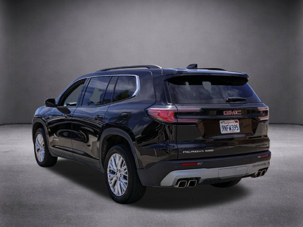 2024 GMC Acadia Elevation