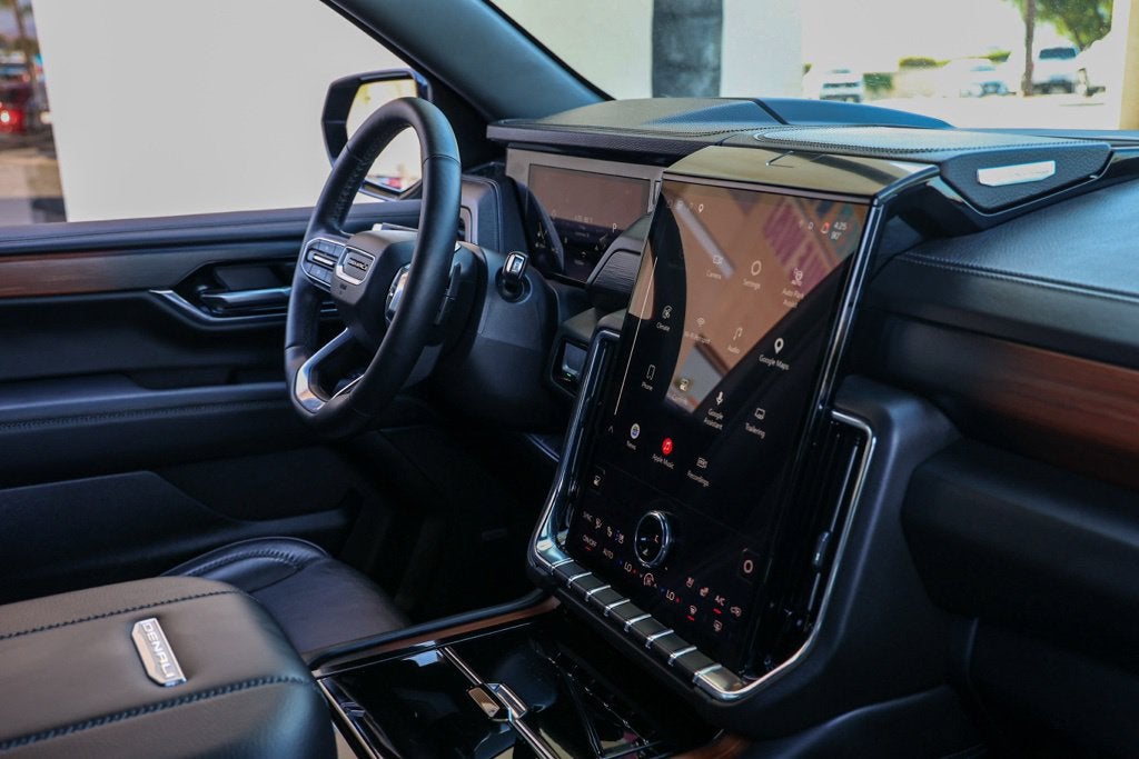 2025 GMC Yukon XL Denali