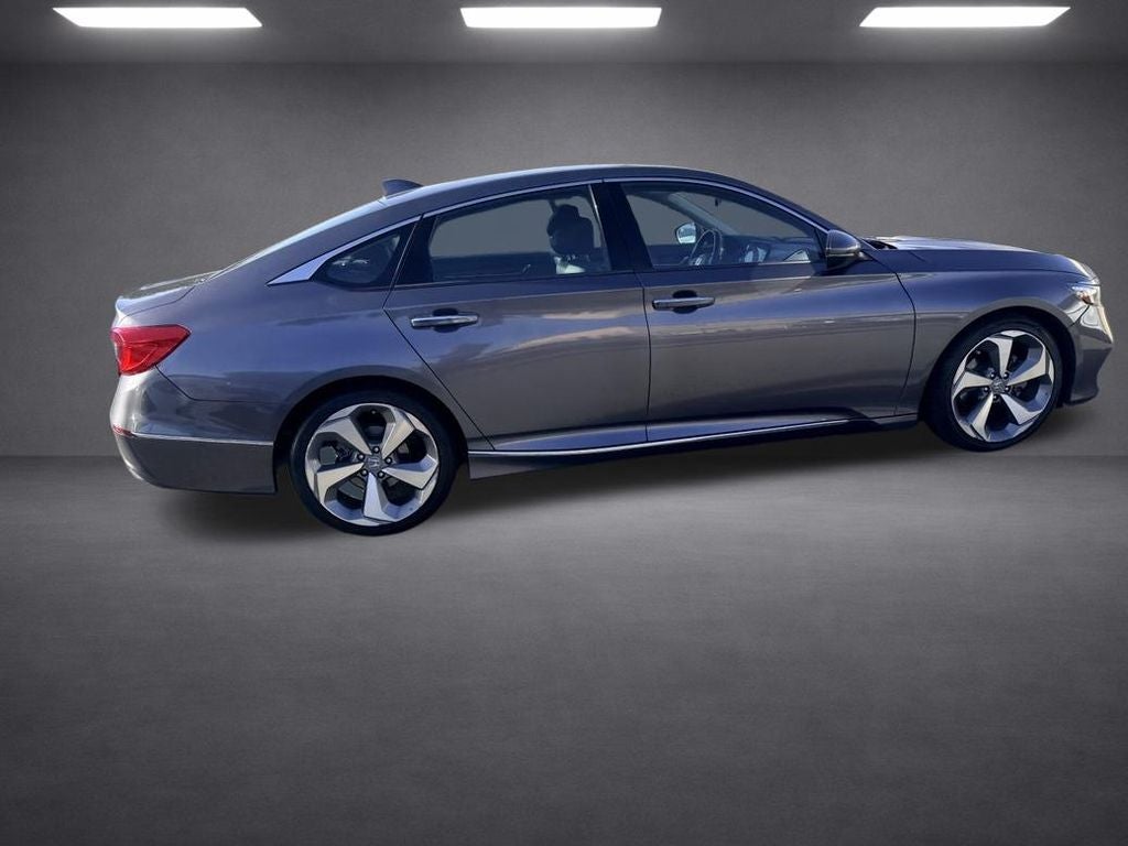 2019 Honda Accord Touring 2.0T