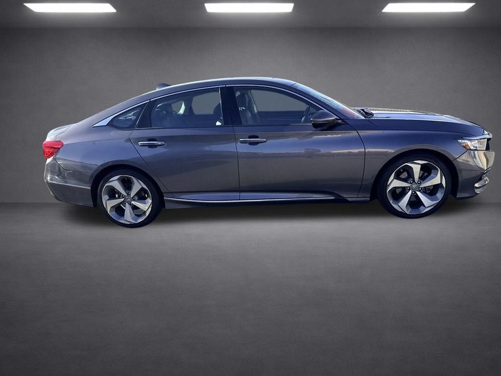 2019 Honda Accord Touring 2.0T