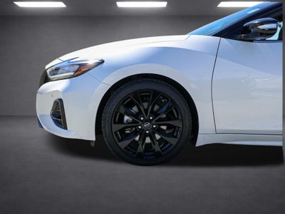 2023 Nissan Maxima SR