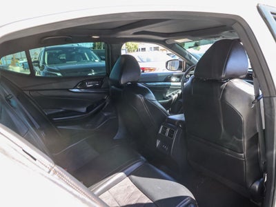 2023 Nissan Maxima SR