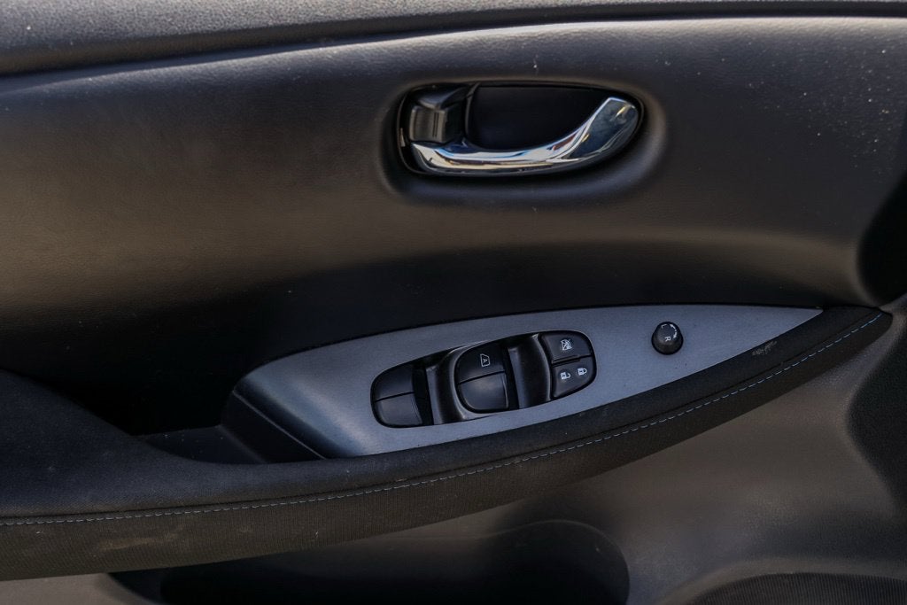 2024 Nissan Leaf S
