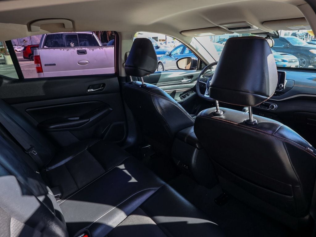 2022 Nissan Altima 2.5 SR