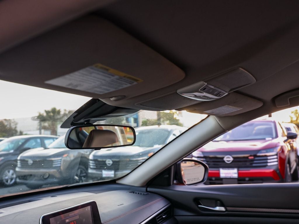 2022 Nissan Altima 2.5 SR