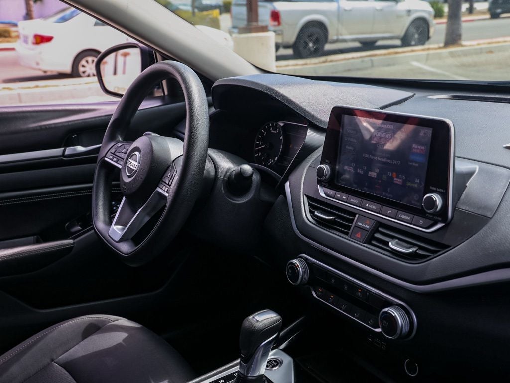 2021 Nissan Altima 2.5 SV