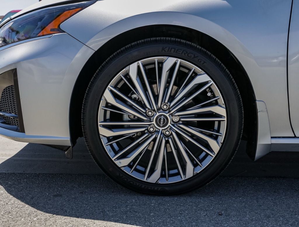 2025 Nissan Altima 2.5 SL