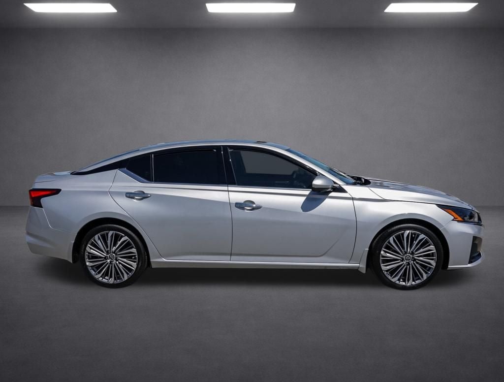 2025 Nissan Altima 2.5 SL