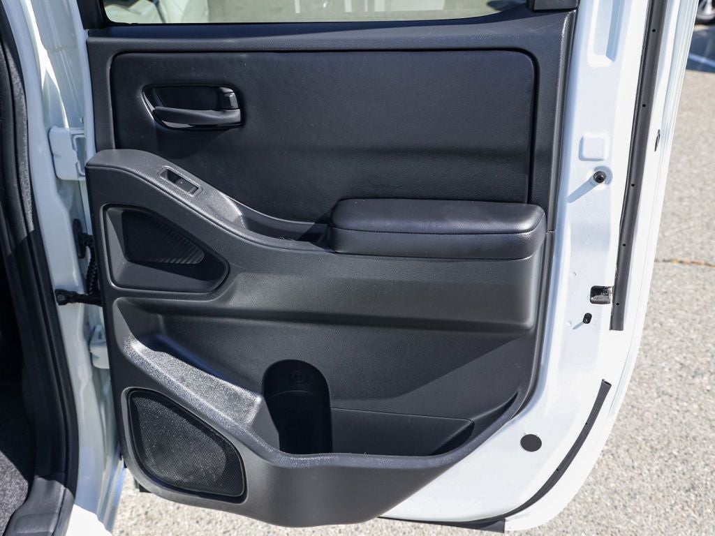 2025 Nissan Frontier S
