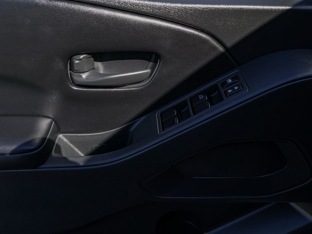 2025 Nissan Frontier S
