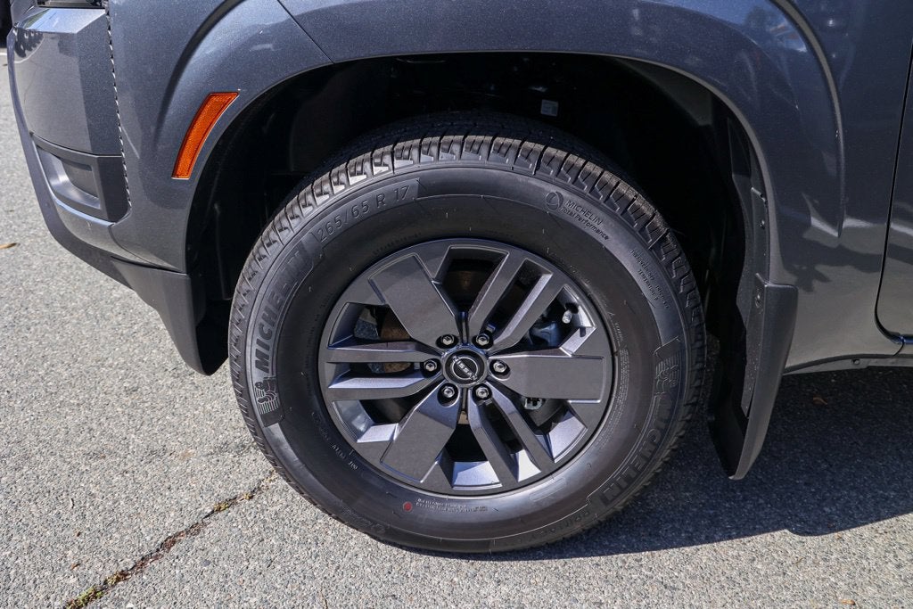 2027 Nissan Frontier SV
