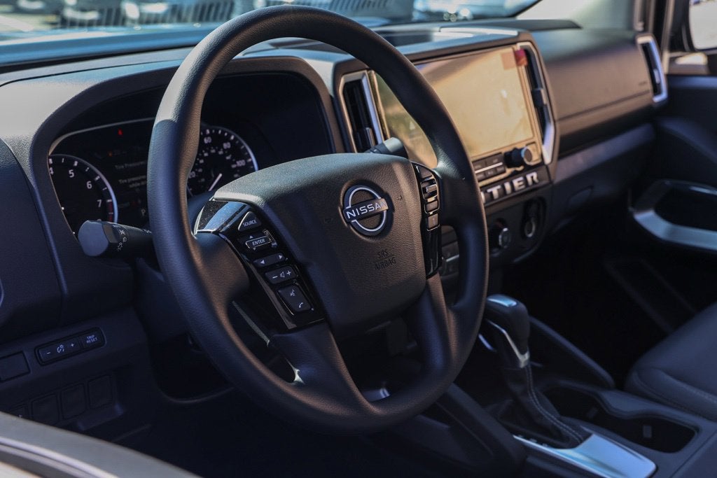 2027 Nissan Frontier SV