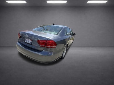 2015 Volkswagen Passat 1.8T S