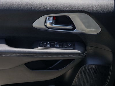 2024 Chrysler Pacifica Touring
