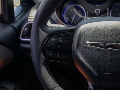2024 Chrysler Pacifica Touring
