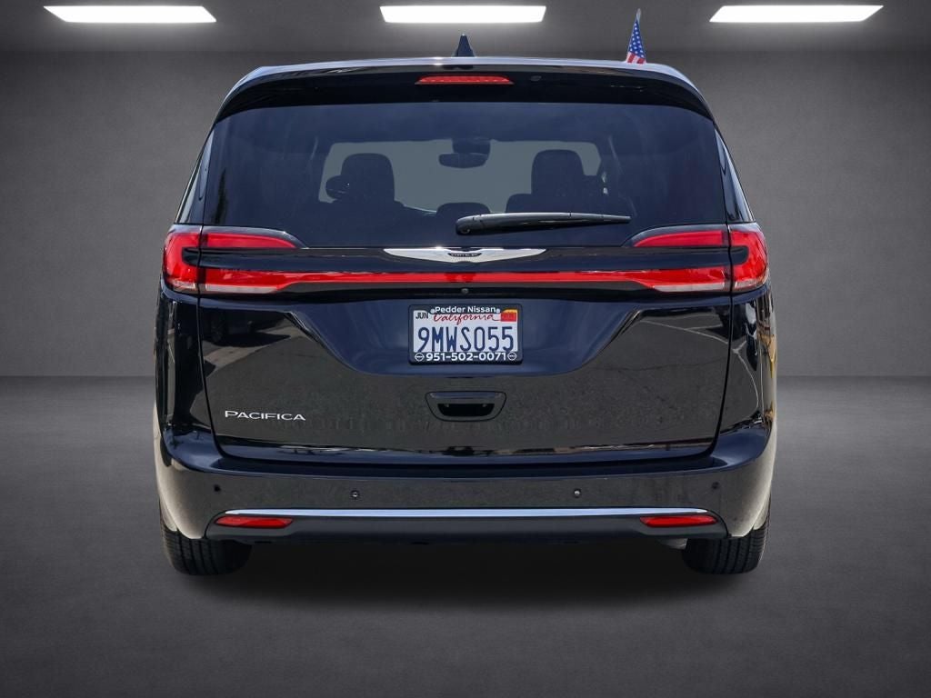 2024 Chrysler Pacifica Touring