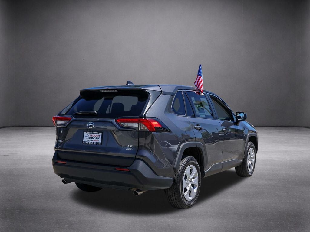 2025 Toyota RAV4 LE