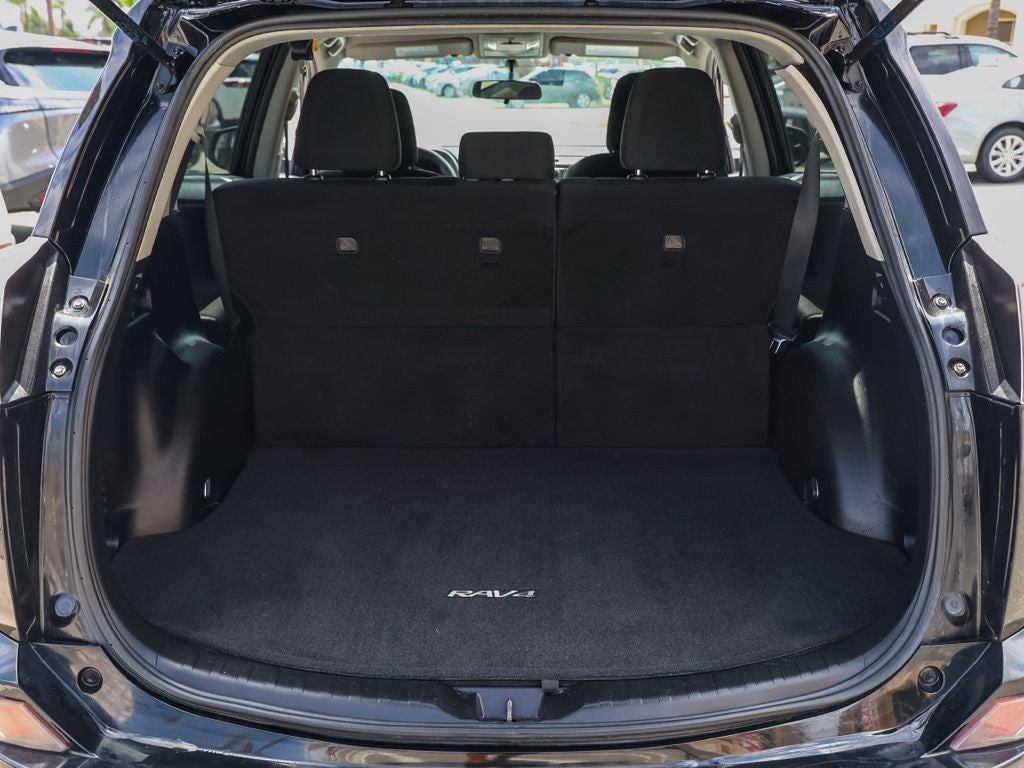 2016 Toyota RAV4 LE