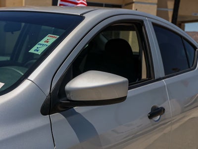2017 Nissan Versa 1.6 S Plus