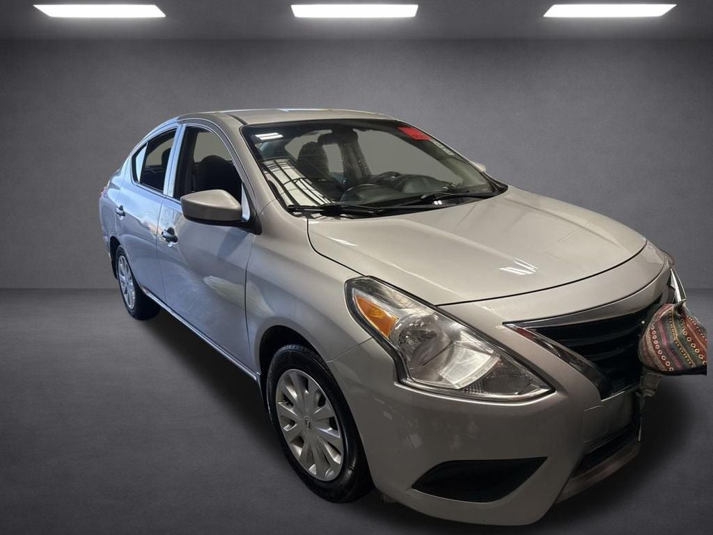 2017 Nissan Versa 1.6 S Plus