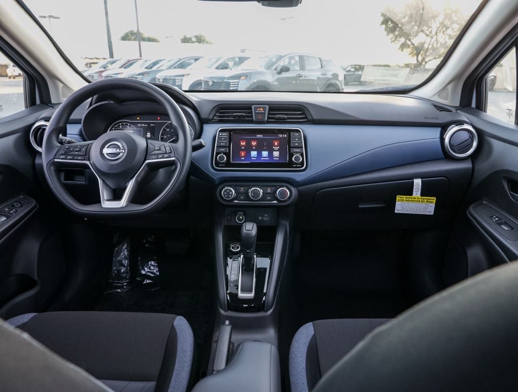 2025 Nissan Versa 1.6 SV
