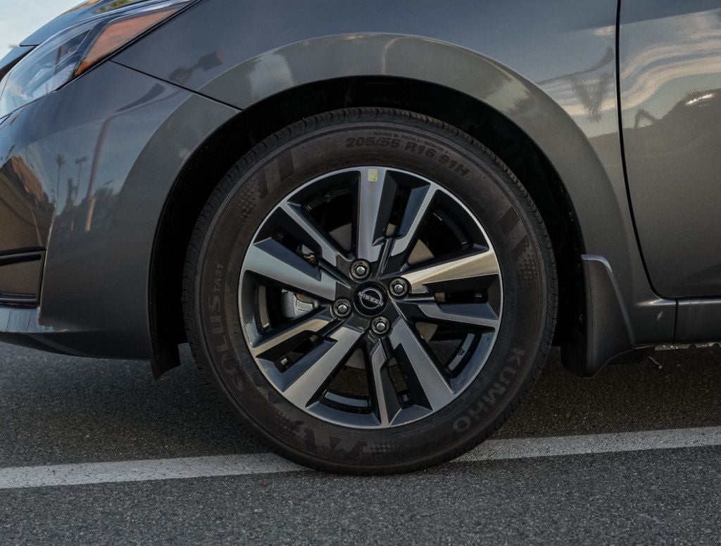 2025 Nissan Versa 1.6 SV