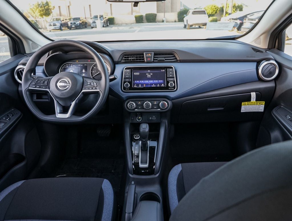 2025 Nissan Versa 1.6 SV