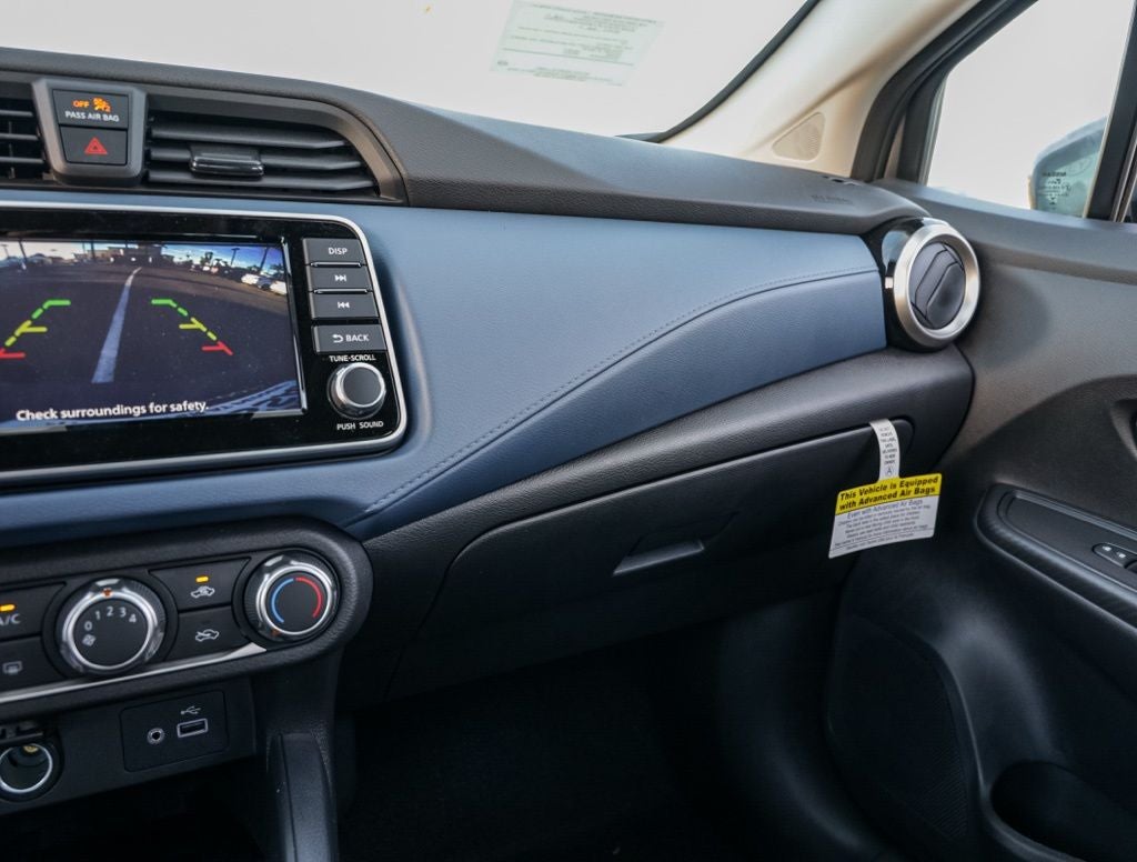 2025 Nissan Versa 1.6 SV