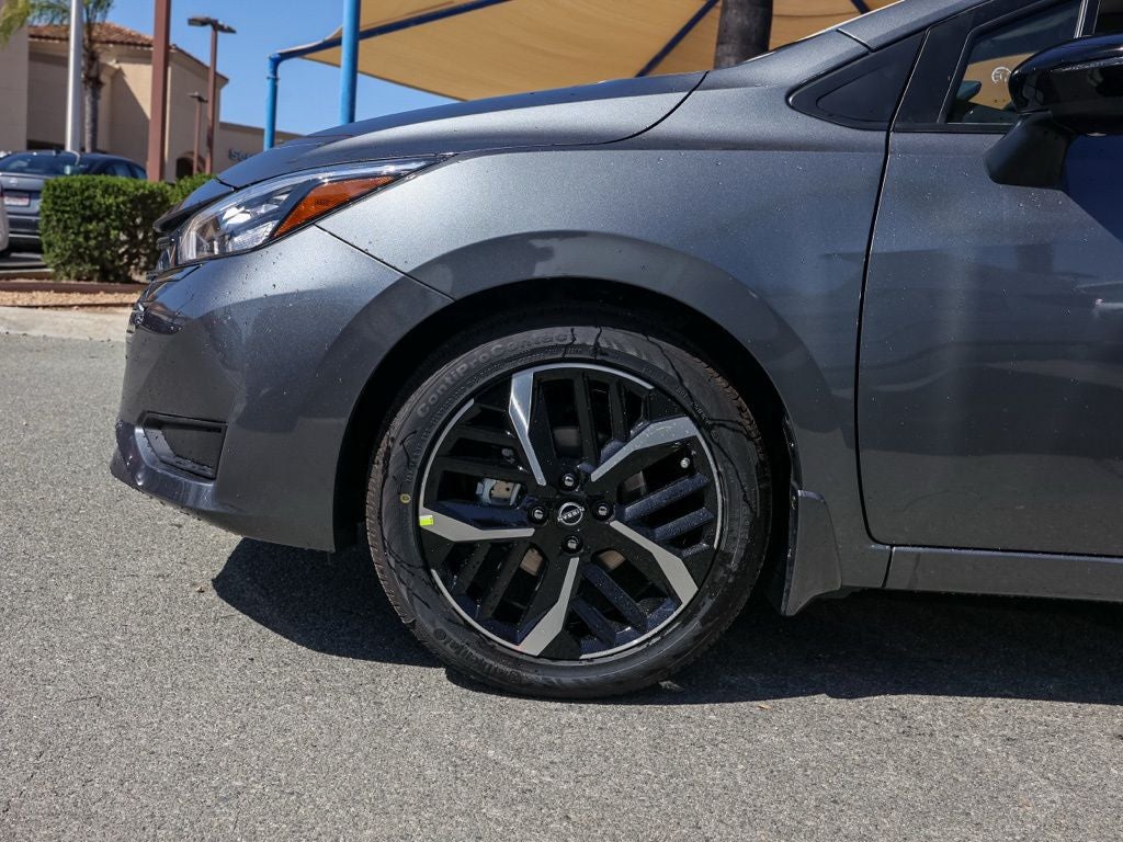 2025 Nissan Versa 1.6 SR