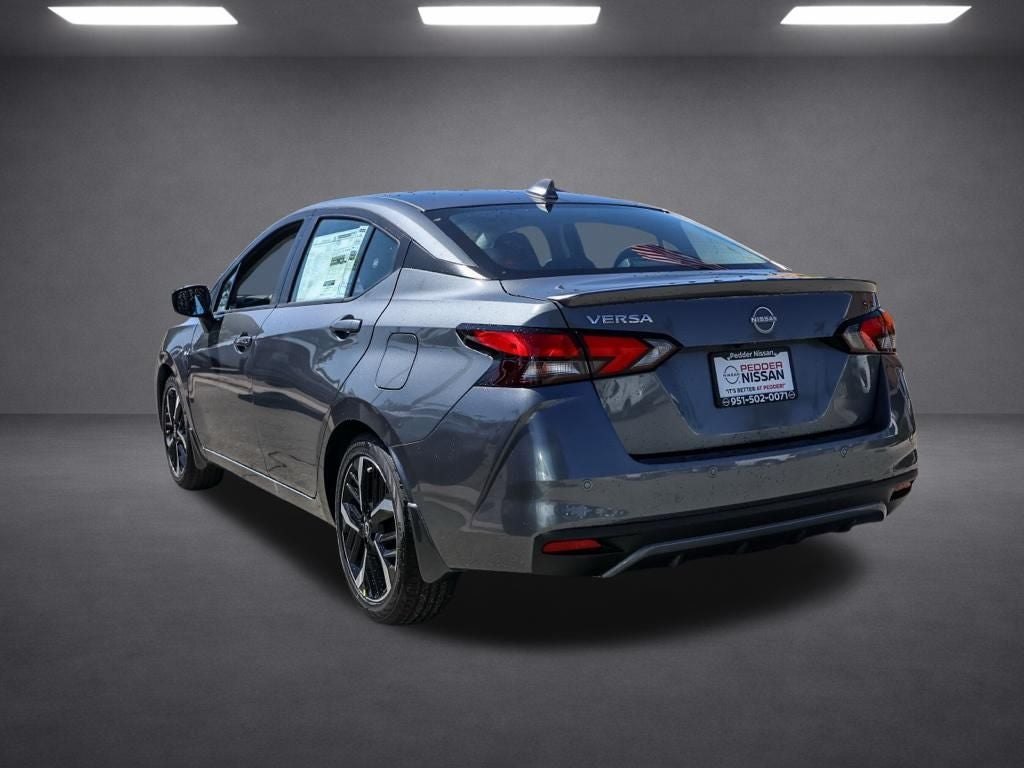 2025 Nissan Versa 1.6 SR