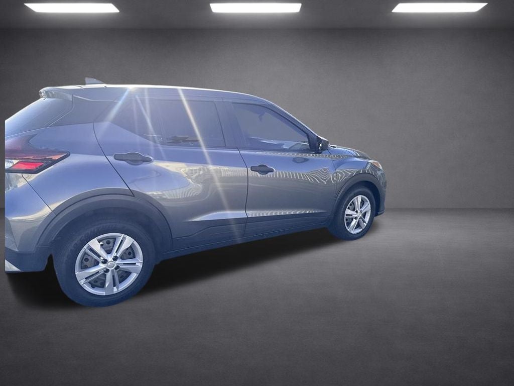 2022 Nissan Kicks S