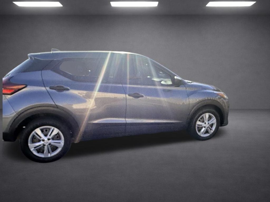 2022 Nissan Kicks S