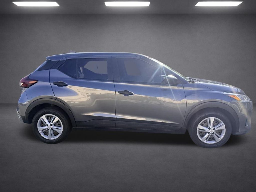 2022 Nissan Kicks S